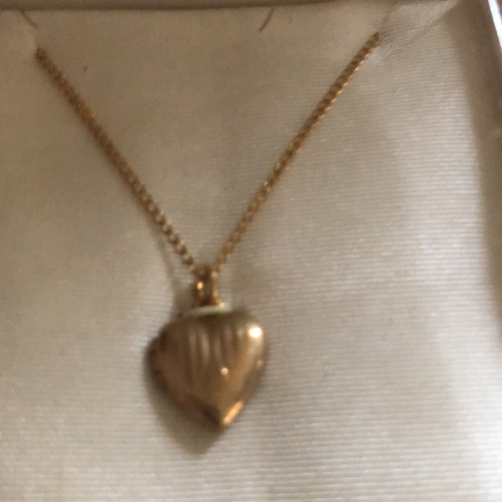 Vintage antique gold heart ❤️ necklace